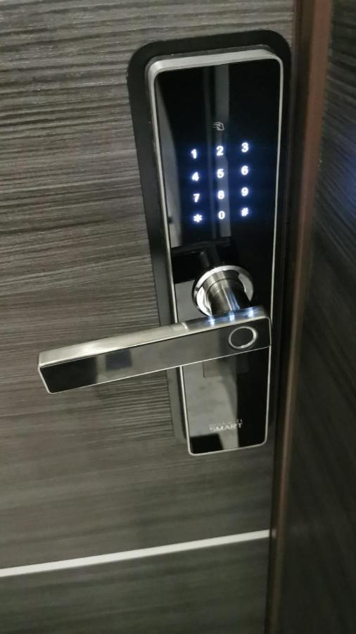 Yzza Apartament Неводарі Екстер'єр фото