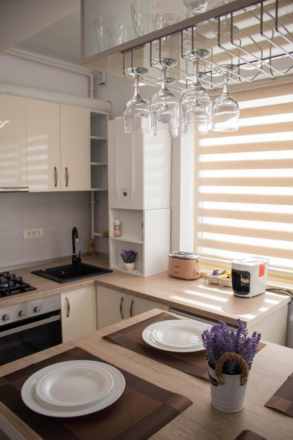 Yzza Apartament Неводарі Екстер'єр фото