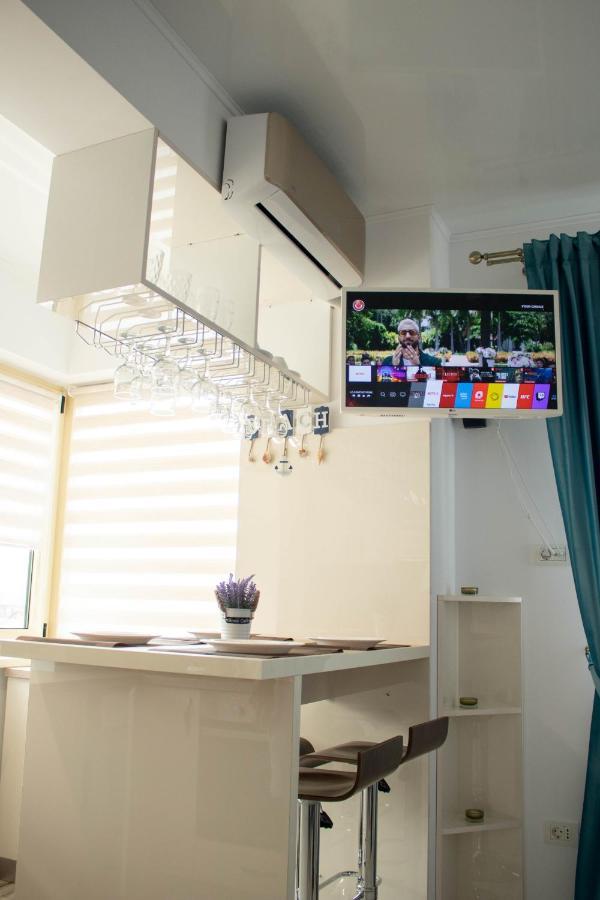 Yzza Apartament Неводарі Екстер'єр фото